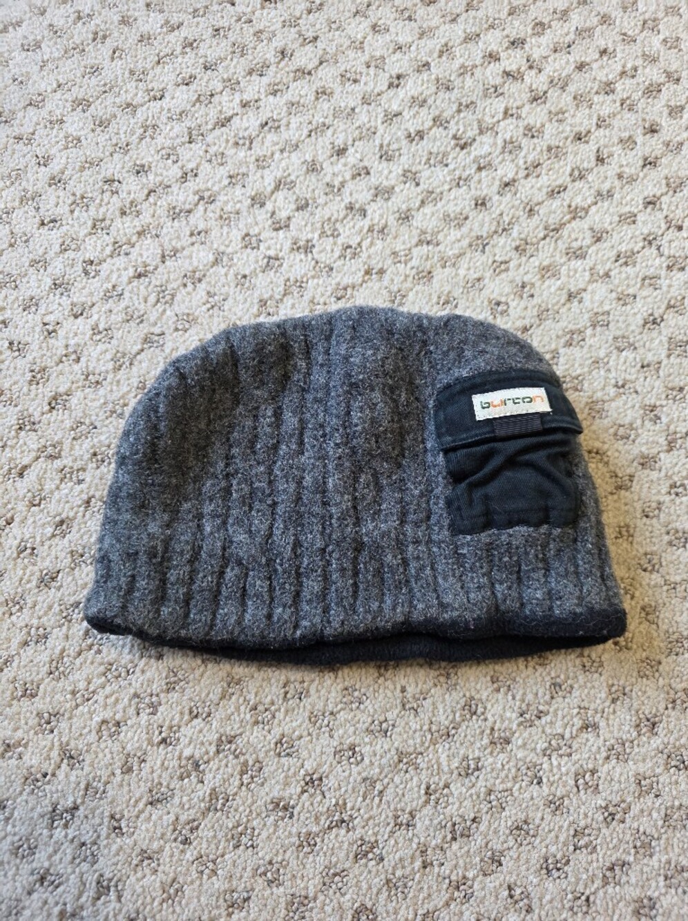 Burton Wool Kids Charcoal Gray Ribbed Beanie with Logo Pocket